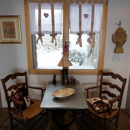 Bed & Breakfast Chalet Du Soula